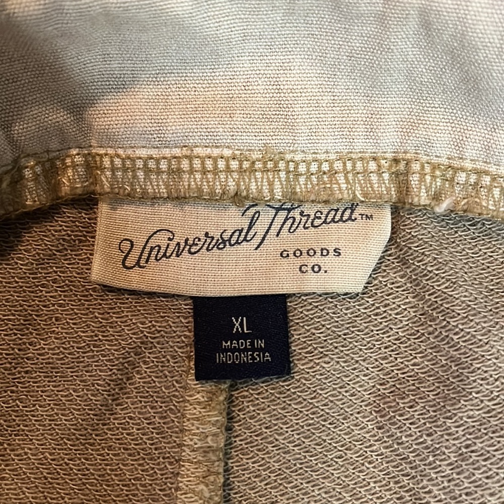 Universal Thread Color block cargo pants! - Picture 3 of 5